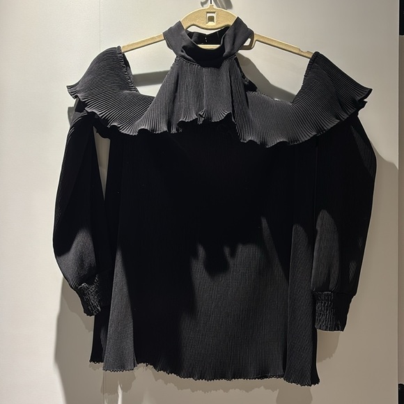 NBD🖤 Brinley ruffle top - Picture 4 of 8